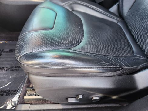 Used 2019 Jeep Cherokee Limited image 14