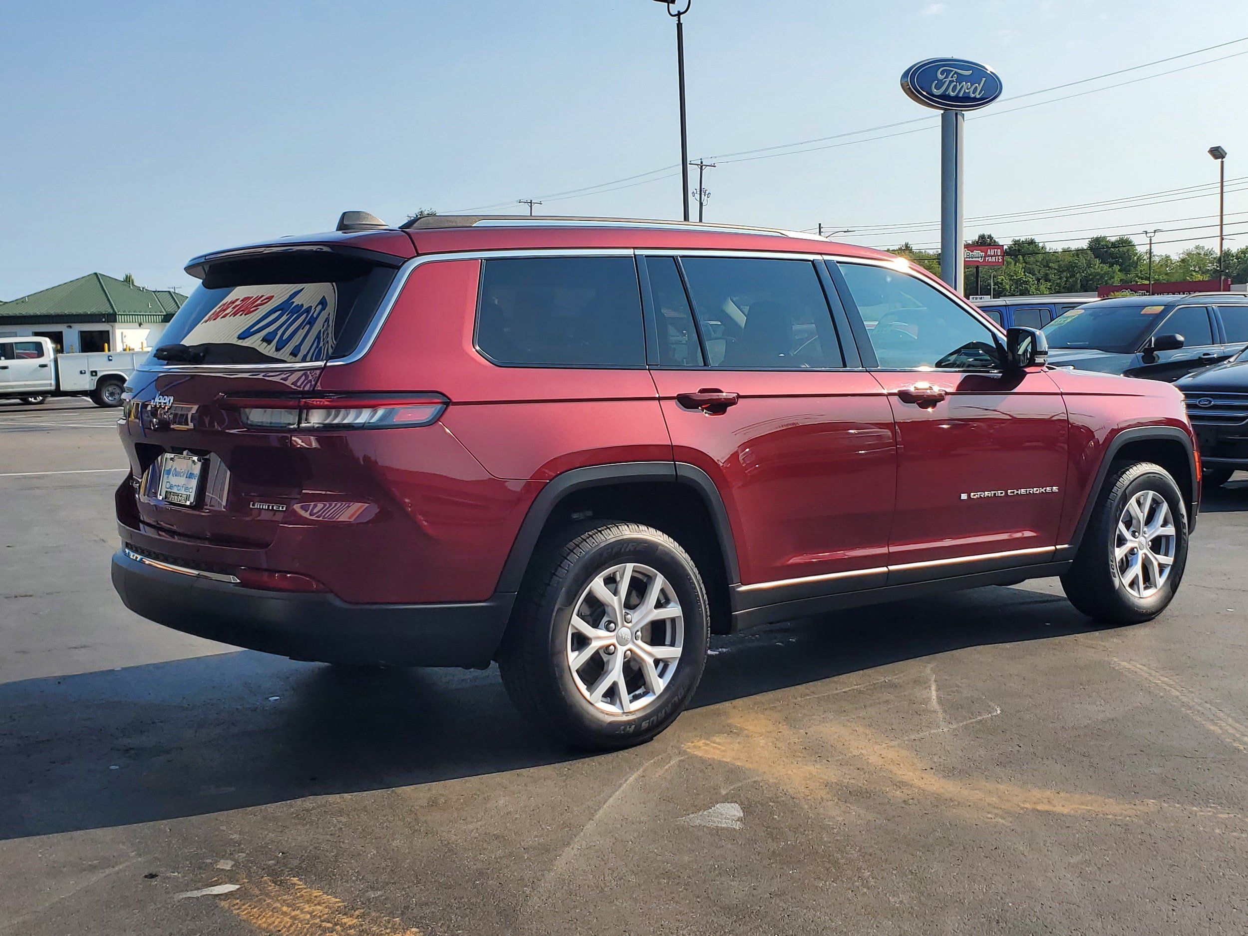 Used 2021 Jeep Grand Cherokee L Limited AWD/4WD image 4