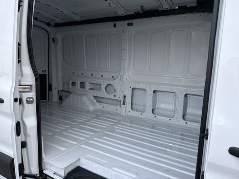 New 2026 Ford Transit 250 Base image 23