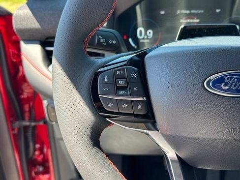 New 2026 Ford Explorer ST-Line AWD/4WD image 9