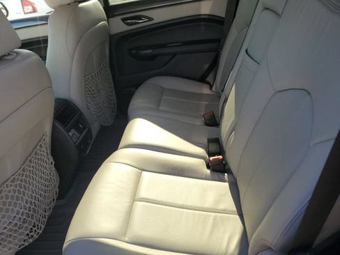 Used 2015 Cadillac SRX FWD image 13