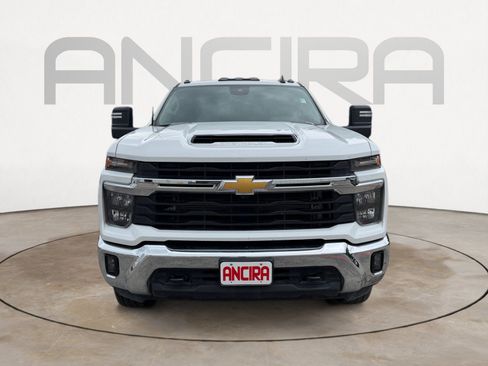 Used 2024 Chevrolet Silverado 3500 LT w/ Texas Edition AWD/4WD image 5