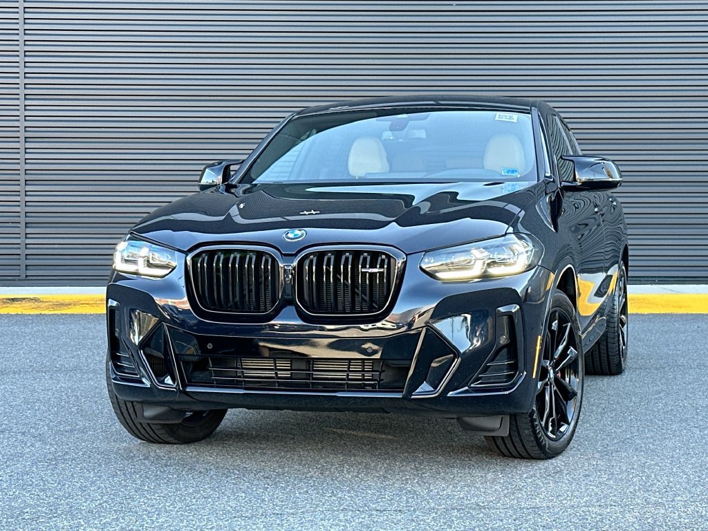 Used 2025 BMW X4 M40i w/ Premium Package AWD/4WD image 1