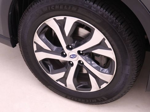 Used 2020 Subaru Outback Touring w/ Popular Package #2 AWD/4WD image 16