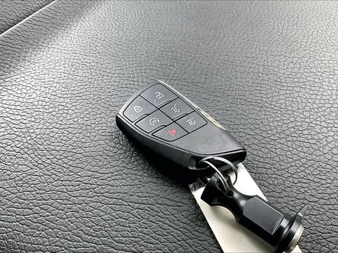 Used 2023 GMC Yukon Denali RWD image 14