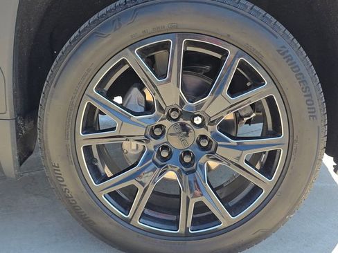 Used 2020 GMC Sierra 1500 Denali w/ Denali Premium Package image 13