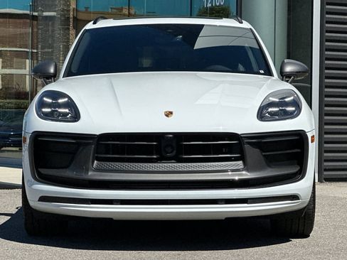Used 2025 Porsche Macan Turbo AWD/4WD image 11