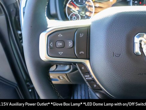 New 2026 RAM 1500 4x4 Crew Cab image 31