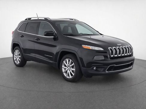 Used 2017 Jeep Cherokee Limited AWD/4WD image 7