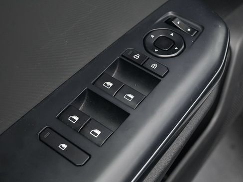 Used 2025 Kia K4 FWD image 15