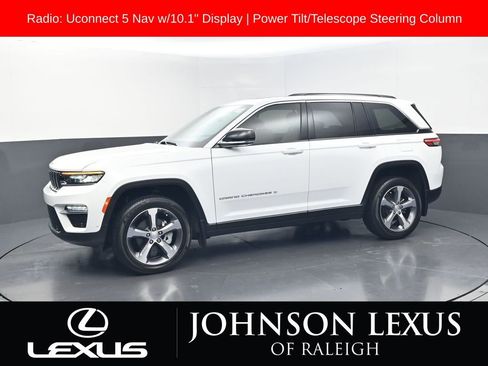 Used 2024 Jeep Grand Cherokee Limited w/ Luxury Tech Group II AWD/4WD image 2