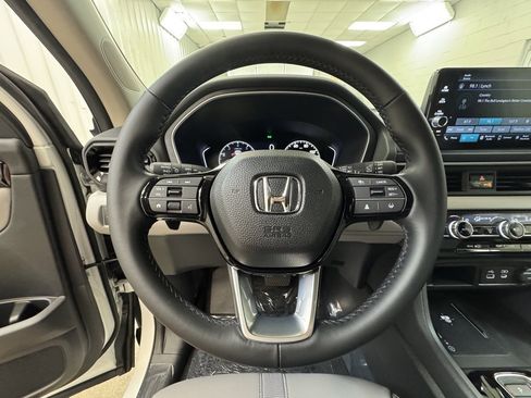 New 2025 Honda Pilot EX-L image 33