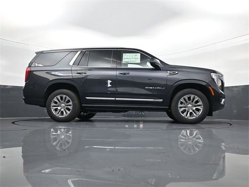 New 2026 GMC Yukon Denali w/ Sun & Power Step Package image 25