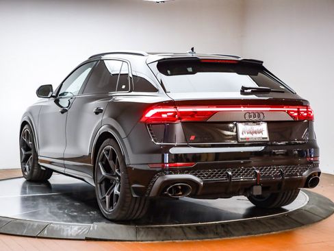 New 2025 Audi RS Q8 performance image 20