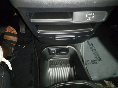 New 2026 Chrysler Pacifica Select image 23