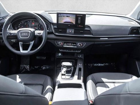 Used 2023 Audi Q5 2.0T Premium w/ Convenience Package AWD/4WD image 20
