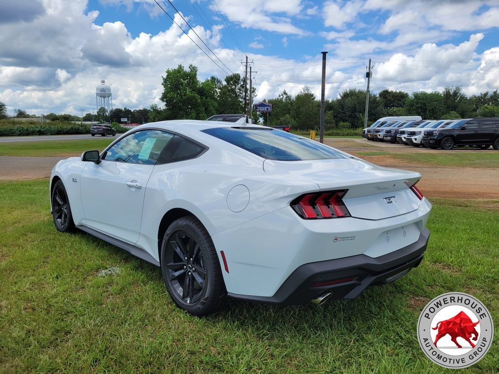 New 2026 Ford Mustang GT RWD image 4