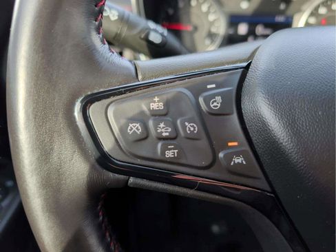 Used 2022 Chevrolet Equinox RS w/ RS Leather Package image 10