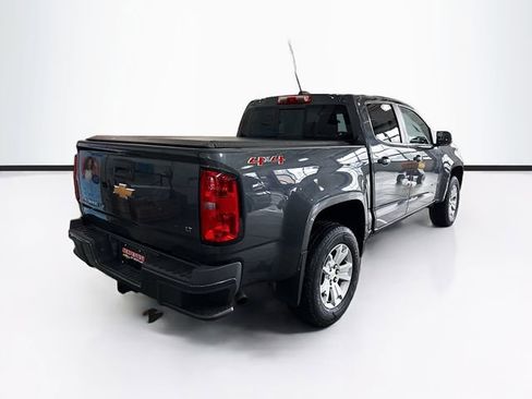 Used 2017 Chevrolet Colorado LT w/ LT Convenience Package image 6