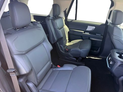 New 2026 Ford Expedition Active AWD/4WD image 48