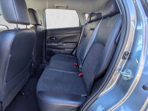 Used 2024 Mitsubishi Outlander Sport SE image 12