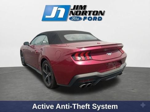 Used 2025 Ford Mustang Premium RWD image 7