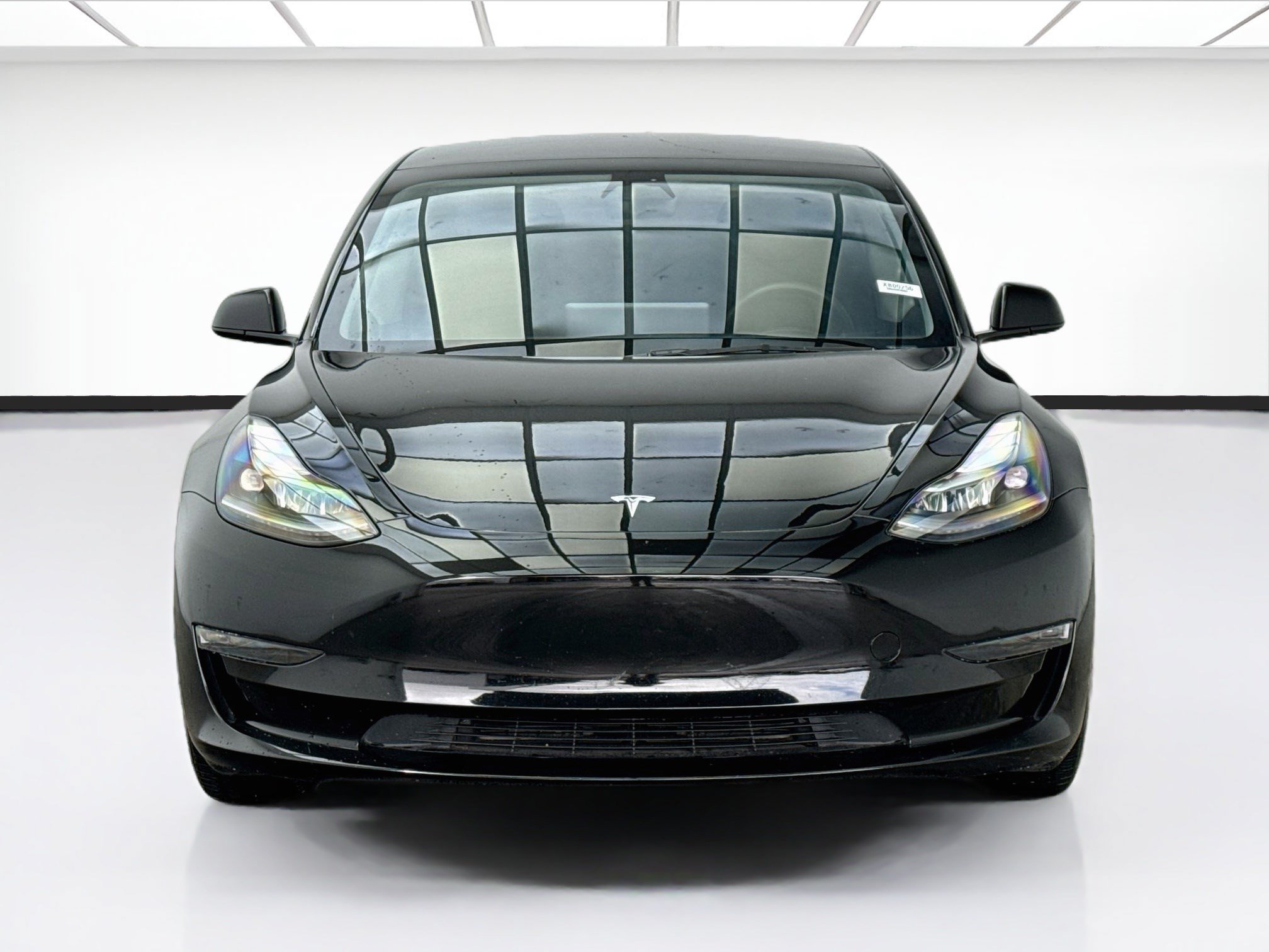 Used 2023 Tesla Model 3 Standard Range RWD image 2