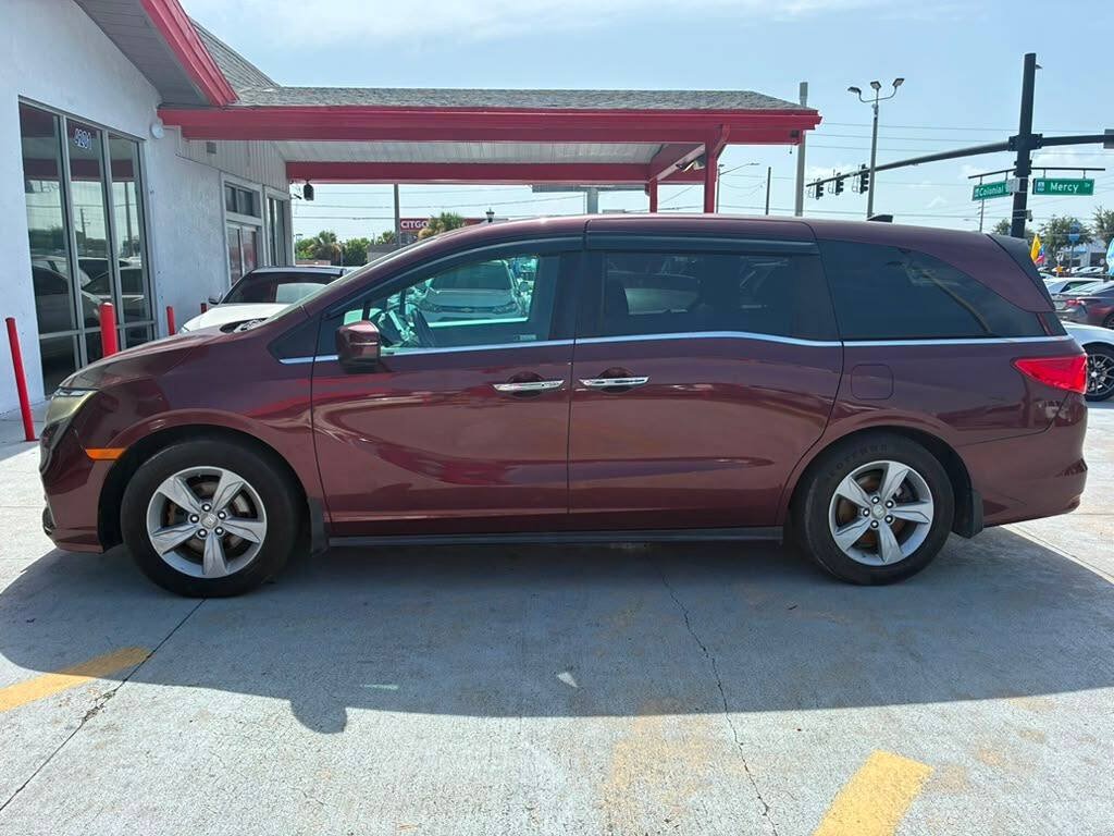 Used 2018 Honda Odyssey EX-L image 2