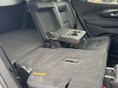 Used 2022 GMC Terrain SLT w/ Infotainment Package II image 48