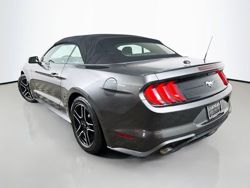 Used 2018 Ford Mustang Premium RWD image 5