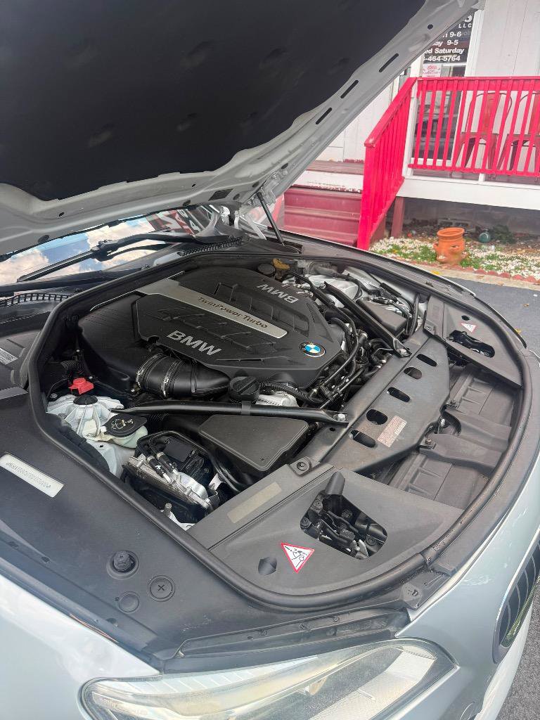 Used 2013 BMW 750Li RWD image 38