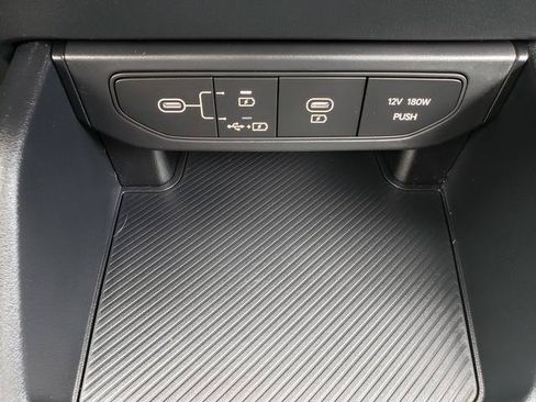 Certified 2025 Kia K4 FWD image 21