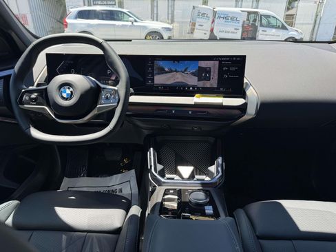 Certified 2025 BMW X3 xDrive30i w/ Premium Package AWD/4WD image 15