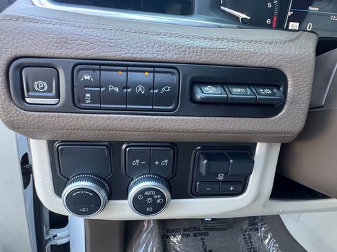 Used 2021 GMC Yukon XL Denali w/ Denali Ultimate Package RWD image 43