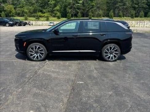 New 2025 Jeep Wagoneer S Limited image 26