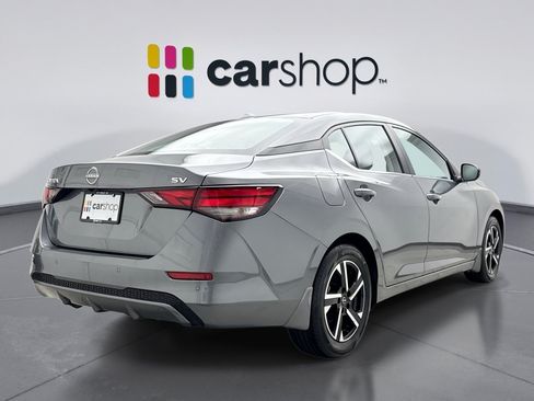 Used 2024 Nissan Sentra SV FWD image 5