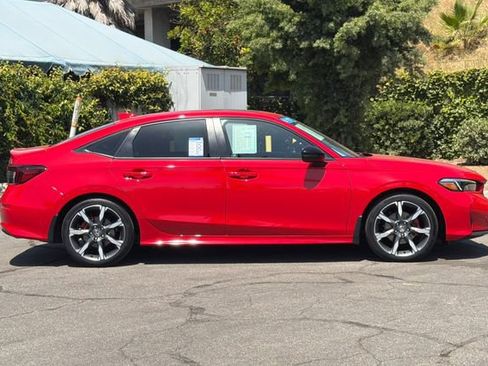 Certified 2025 Honda Civic Sport Touring image 3