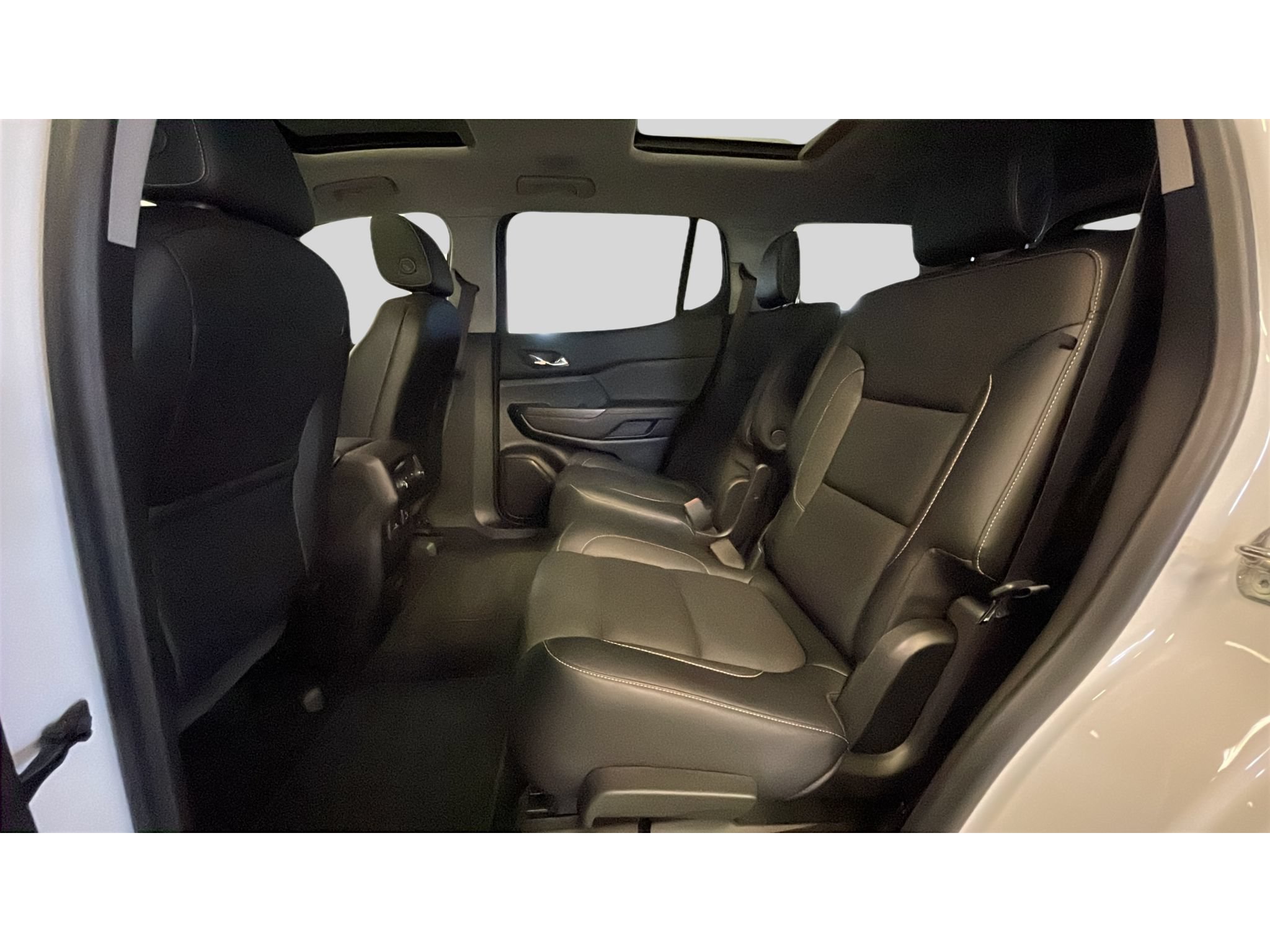 Used 2019 GMC Acadia SLT FWD image 15