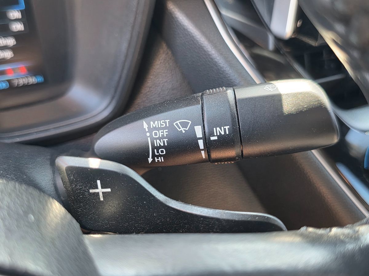 Used 2021 Toyota Corolla SE FWD image 44