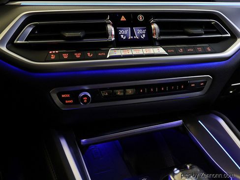 Certified 2022 BMW X6 xDrive40i w/ Executive Package image 26