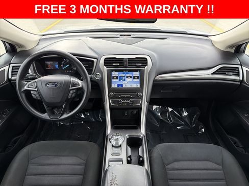 Used 2018 Ford Fusion SE image 36