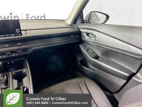 Used 2024 Honda Accord EX image 26