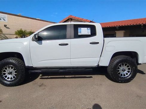 Used 2019 GMC Canyon 2WD Crew Cab w/ Convenience Package image 5