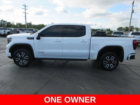 Certified 2022 GMC Sierra 1500 AT4 w/ AT4 Premium Package AWD/4WD image 10