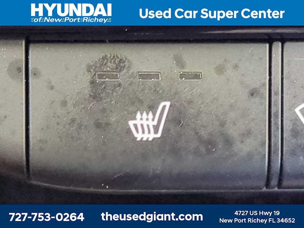 Used 2023 Hyundai Elantra Limited FWD image 24