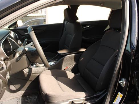 Used 2020 Chevrolet Malibu LS FWD image 10