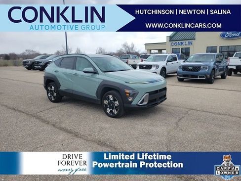 Used 2025 Hyundai Kona SEL image 1