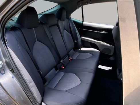 Used 2024 Toyota Camry LE FWD image 18
