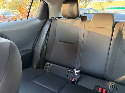 Used 2025 Toyota Prius LE image 39