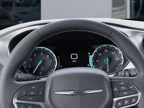 New 2026 Chrysler Pacifica Select FWD image 17